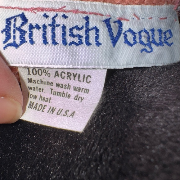 Vintage British Vogue Blush Pink Knit Button Down Sweater (read dimensions) - Picture 5 of 5